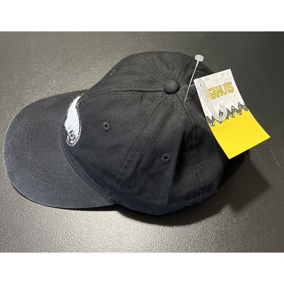 Peanuts Snoopy Baseball Cap Hat Black Chenille Patch Strap Back Cotton OS NEW - Picture 2 of 8